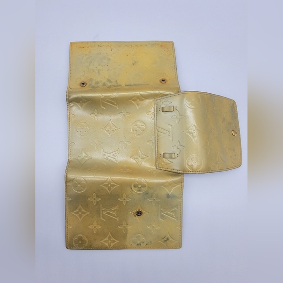 Authentic Preowned LV Vernis - Picture 12 of 14